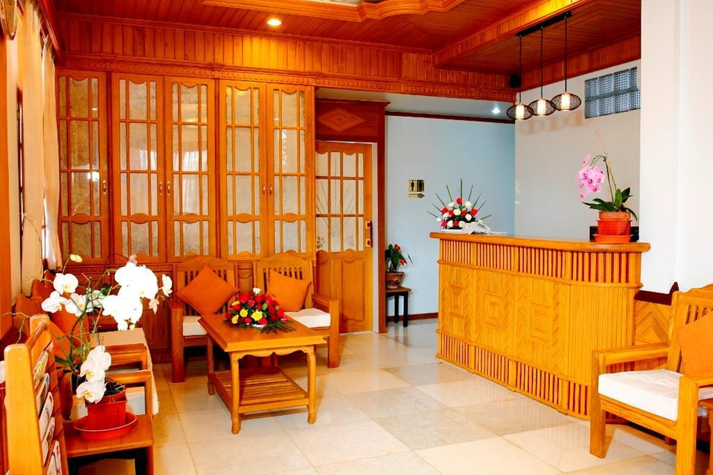 Inle Lotus Hotel Nyaungshwe Township Exterior photo