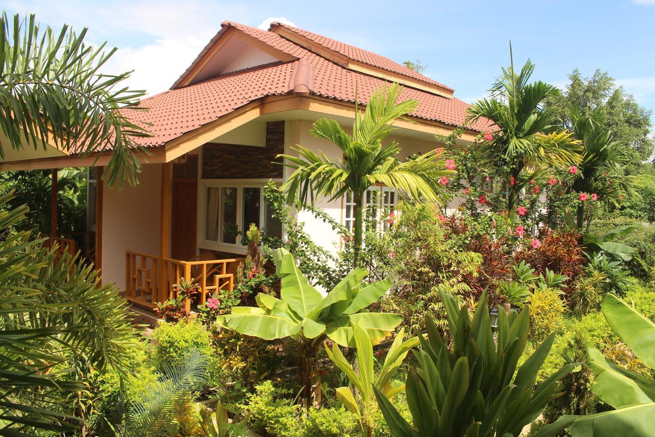 Inle Lotus Hotel Nyaungshwe Township Exterior photo