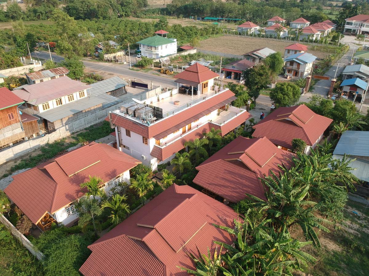 Inle Lotus Hotel Nyaungshwe Township Exterior photo